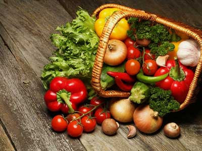 15 Best & cheap foods for your healthy hair and skin